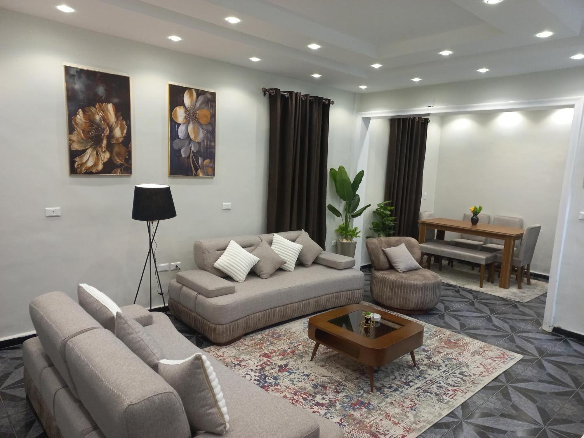 Tahrir Apartment